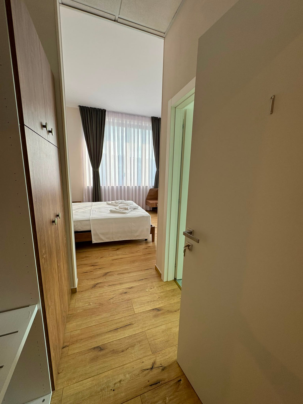 Deluxe 01